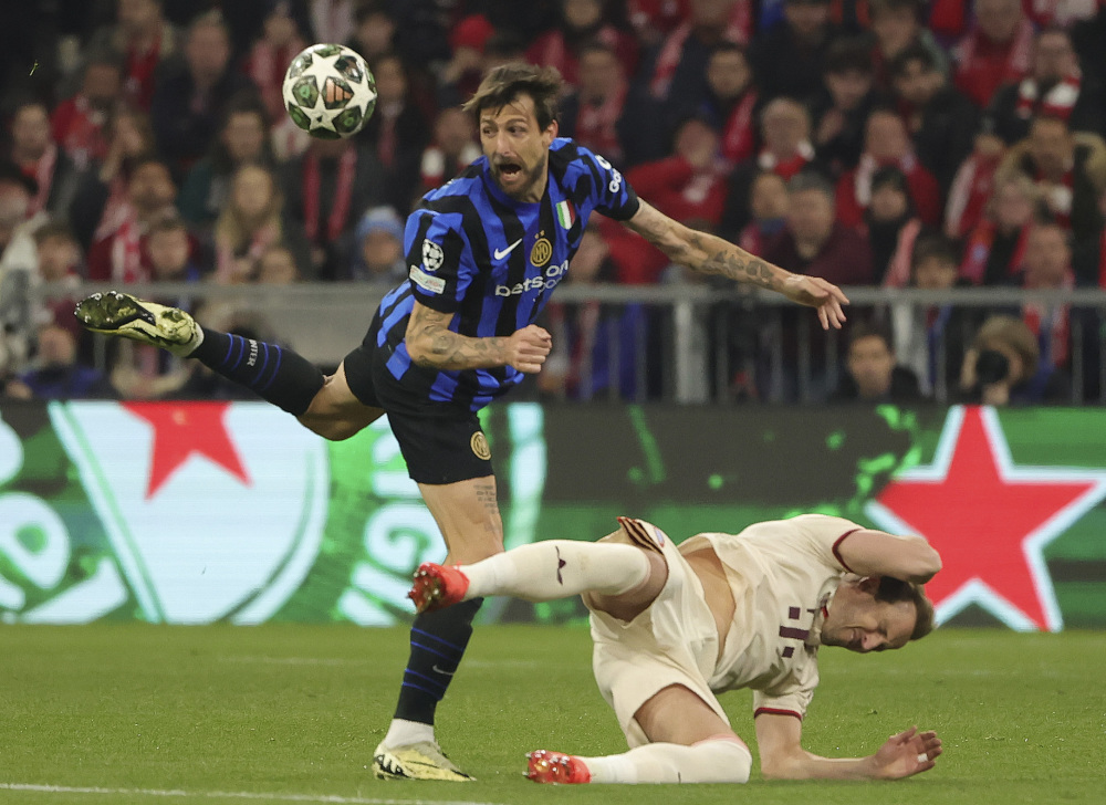 欧冠前瞻：本菲卡出线前景不妙，那不勒斯状态不俗为晋级争三分（欧冠前瞻：本菲卡晋级前景堪忧，那不勒斯状态正佳力拼三分）