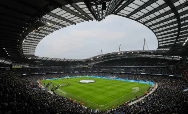 欧冠进球榜更新：梅西连续破门,（欧冠射手榜刷新：梅西连场进球）