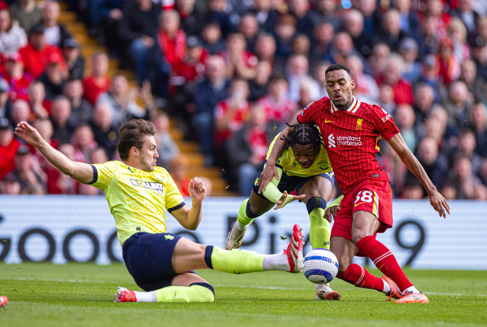 法媒：枪手和萨卡原则上已达成续约协议，新合同至2030年（法媒：阿森纳与萨卡基本谈妥续约，新约至2030年）