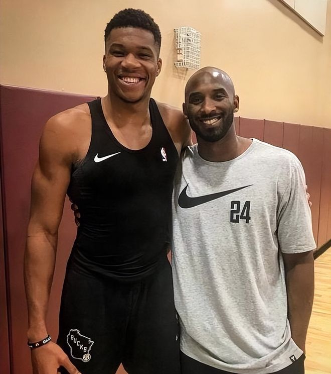 克拉克森替补得分达到8283分，超越吉诺比利升至历史第九（克拉克森替补得分累计达8283分，超越吉诺比利，位居历史第九）