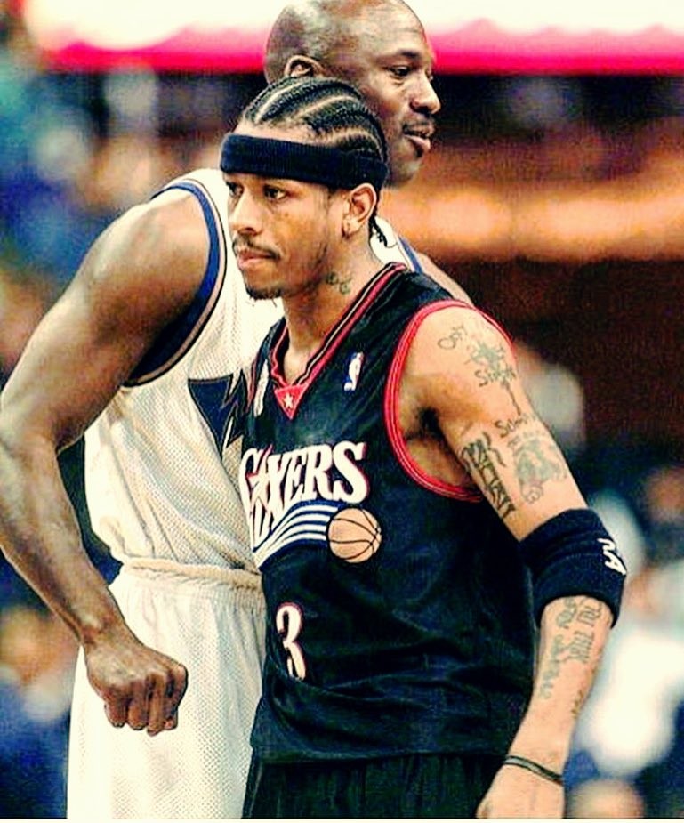 琼斯：萨拉赫已向全队道歉，利物浦上下将团结一致支持他（琼斯称萨拉赫已向队友道歉，利物浦上下将同心支持他）