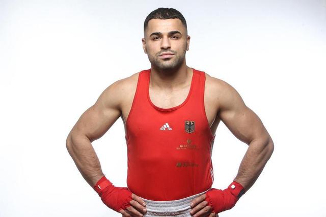 媒体人：同曦打得有些浙江的影子 缩短比赛时间对国家队有益（媒体人称同曦打法颇具浙江风格，缩短赛时更利于国家队）