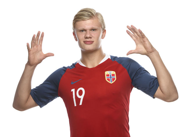 格纳布里：获得巨额收入后曾沉迷奢侈消费，母亲劝我脚踏实地（格纳布里自述高薪到手后曾大肆奢侈，母亲告诫要脚踏实地）