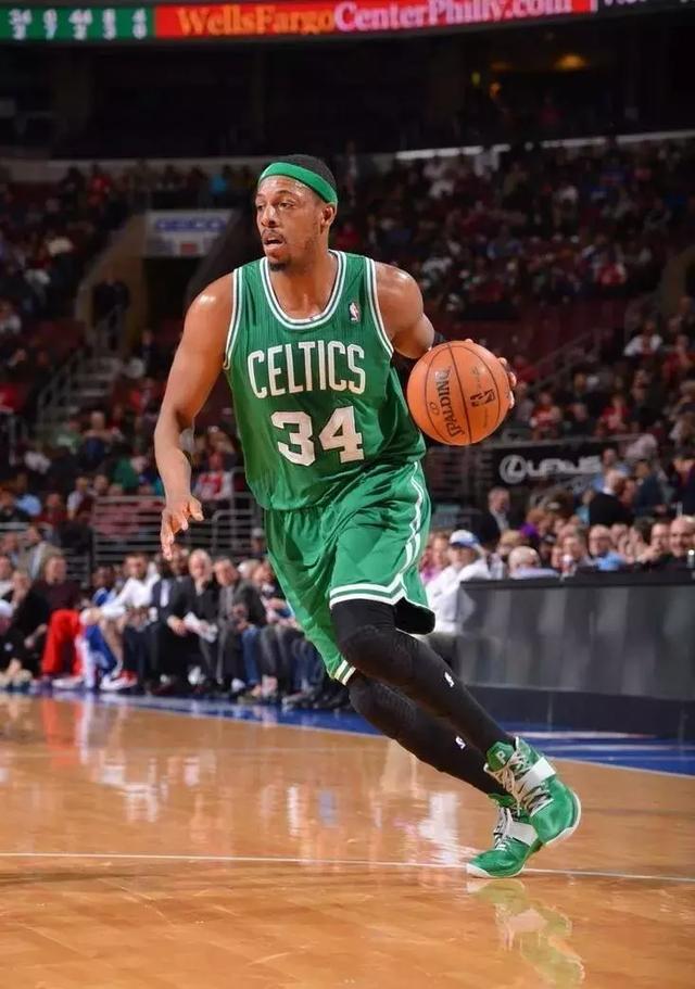 中超或将迎来解散潮，记者曝严重欠薪隐忧，梅州客家有望成最大赢家（中超恐现解散风暴：记者揭欠薪危机，梅州客家或将渔翁得利）