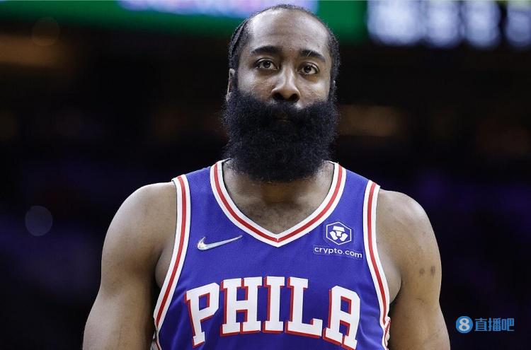 马宁入选2026世界杯候选裁判员培训名单，将经历最后一次考核（马宁入围2026年世界杯候选裁判培训名单，迎来最终考核）