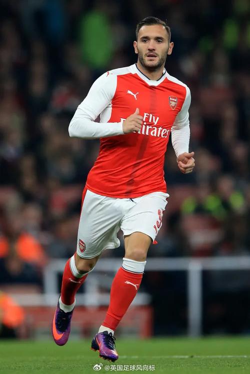 宣布了！西蒙斯新身份！NBA状元无球可打（官宣！西蒙斯身份转型，前NBA状元陷入无球可打困境）