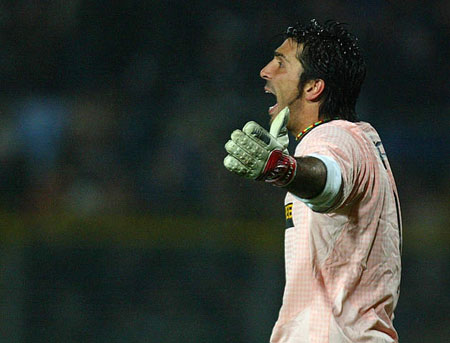 NBA最新排名！卫冕冠军连败，一队给湖人送温暖，火箭跟两队争第4（NBA排名更新：卫冕冠军陷连败，有队向湖人送暖，火箭与两队争夺第4位）