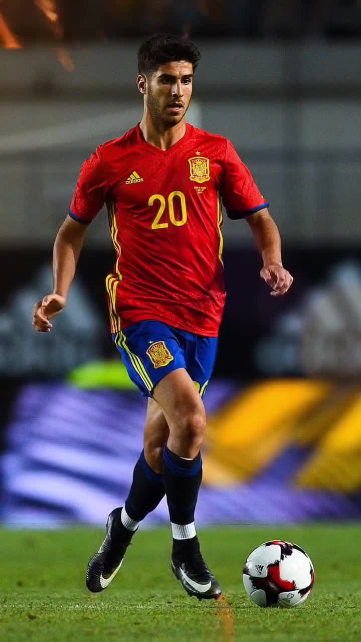 记者：邵佳一执教国足会带着部分在青岛西海岸的助手（记者：邵佳一若执掌国足，将携青岛西海岸部分助手）