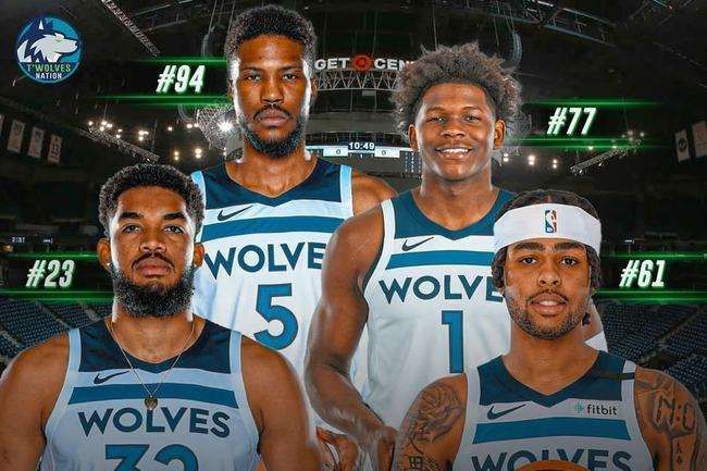 詹姆斯谈伤情：膝盖感觉一阵剧痛，内侧副韧带位置被顶到了（詹姆斯谈受伤：膝盖突发剧痛，内侧副韧带部位遭顶撞）