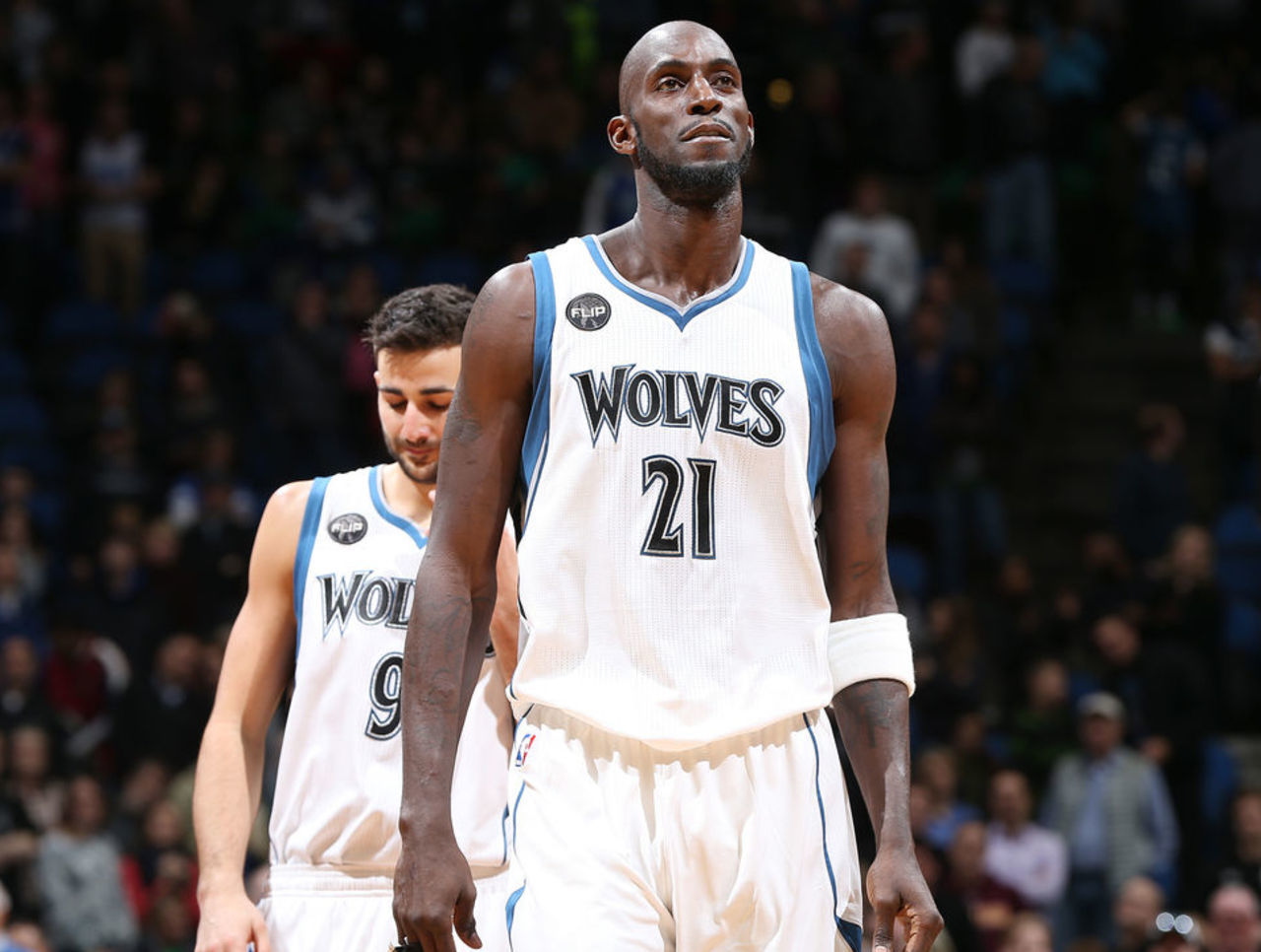 巴蒂：没有什么能永垂不朽，能享受梅西的足球这么久已足够幸运（巴蒂：万物终有时，能长期欣赏梅西踢球已是幸运）