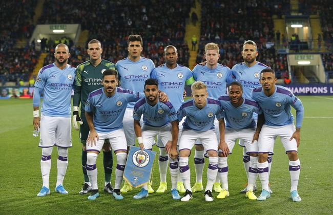 CBA：上海男篮主场大胜同曦（CBA：上海男篮主场大比分击败同曦）