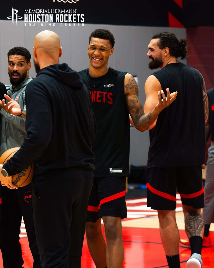 米体：罗马想冬窗租借齐尔克泽，若晋级欧冠会自动触发买断（米体：罗马计划冬窗先租齐尔克泽，晋级欧冠即自动执行买断条款）