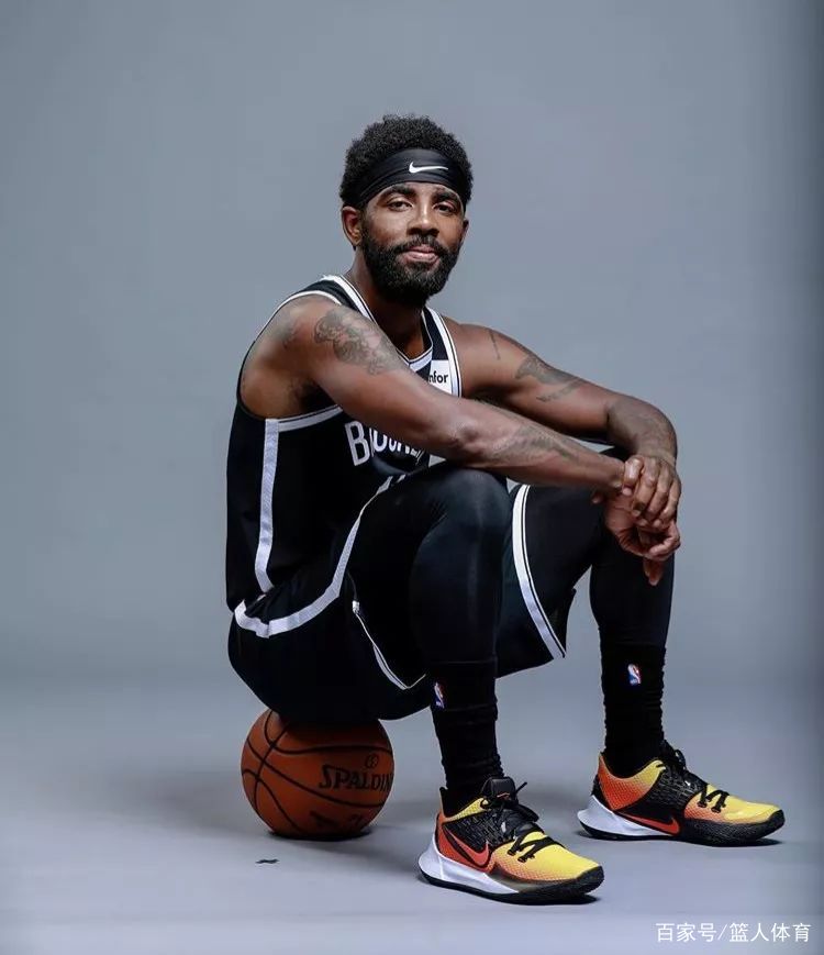 查克解析 ｜ 逐帧拆解：圣诞大战超级三双，镜头解析约基奇传球技法（查克解读 ｜ 逐帧拆解：圣诞大战拿下超级三双，镜头剖析约基奇传球绝技）