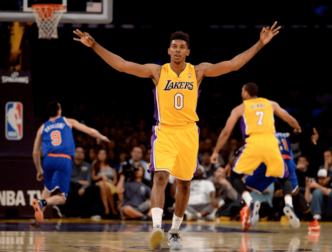 孔蒂：从赛季开始我们就一直在追赶，缺兵少将的情况太多了（孔蒂：赛季伊始我们就一直在追赶，伤停频发导致人员紧缺）