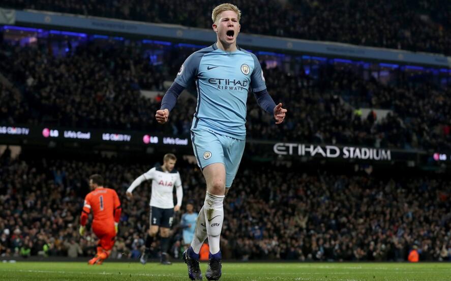 雷霆再负马刺遭三杀！吞主场首败+首次连败 最强五人组竟0胜4负（马刺三度击败雷霆：主场首败+首次连败，最强五人组0胜4负）