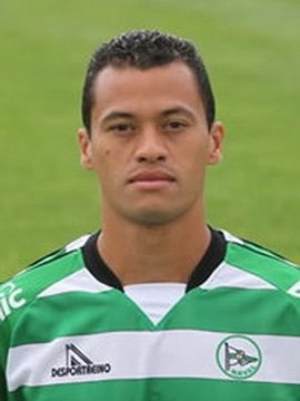 塞斯·库里谈首秀：刚上场时有点紧张，队友非常懂我的打法（塞斯·库里谈首秀：初登场略显紧张，队友很了解我的打法）