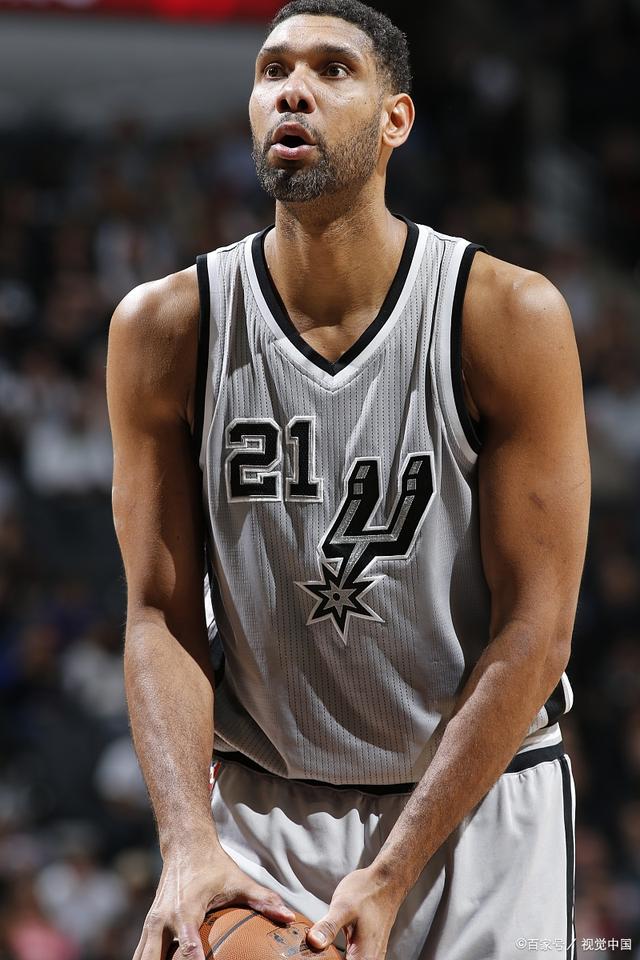 狄龙：硬汉形象的塑造者（狄龙：银幕硬汉形象的缔造者）