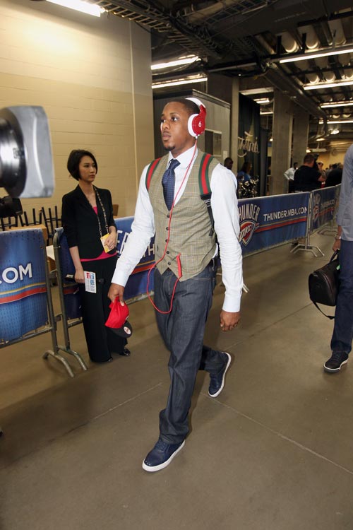 意甲克雷莫纳2比0胜莱切，泰拉恰诺邦多首发卡马尔达替补（意甲：克雷莫纳2-0莱切，泰拉恰诺、邦多首发，卡马尔达列替补）